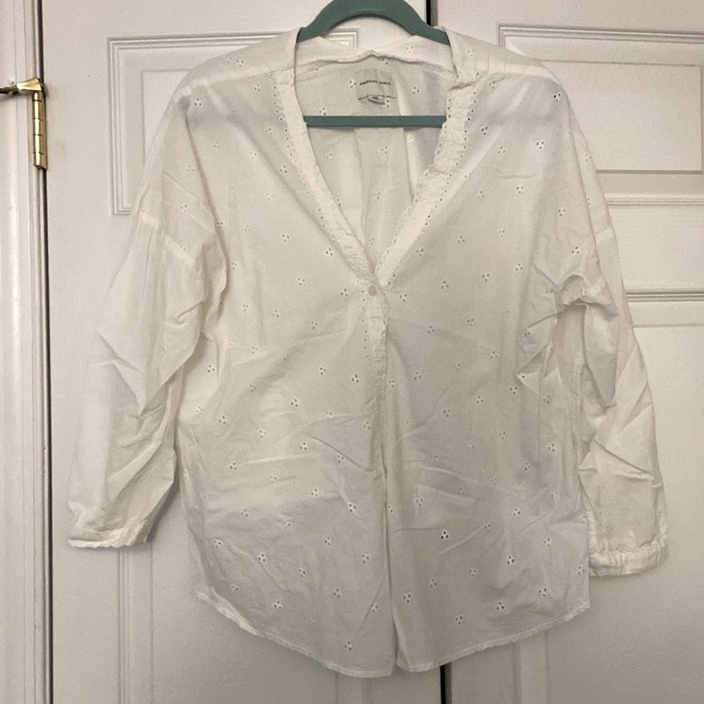 AE white detailed blouse